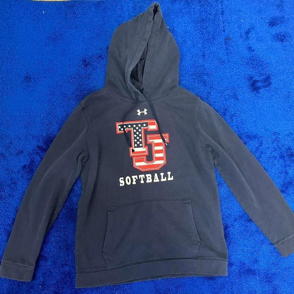 Blue‎ Under Armour hoodie with red and white graphics #streetwear #casual #TJ